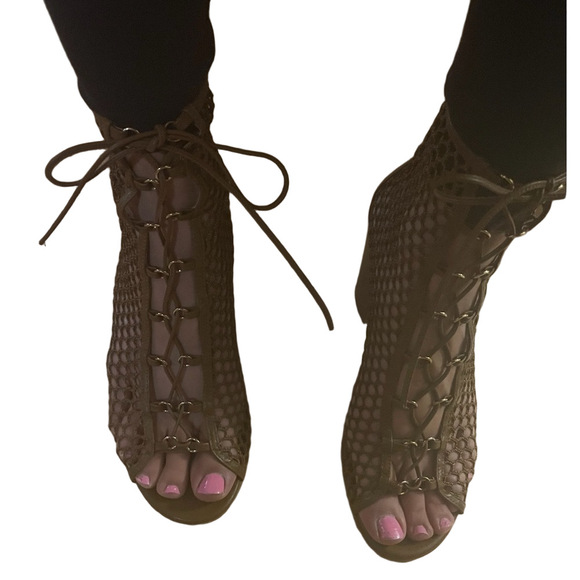 Gianvito Rossi Tan Lace-Up Heeled Gladiator Heels - 10 - Picture 7 of 13